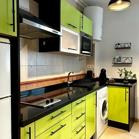 Duplex Mm Center Apartment