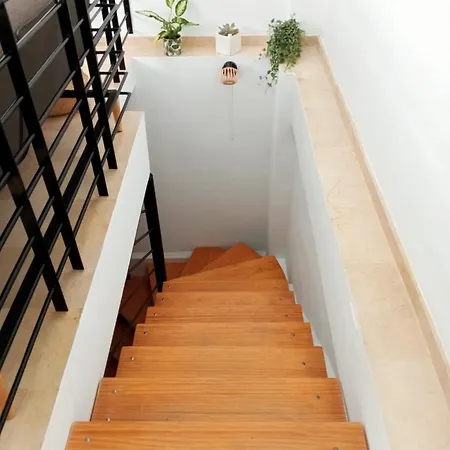 Duplex Mm Center Apartment *