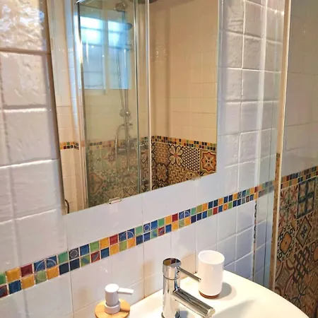 Duplex Mm Center Apartment